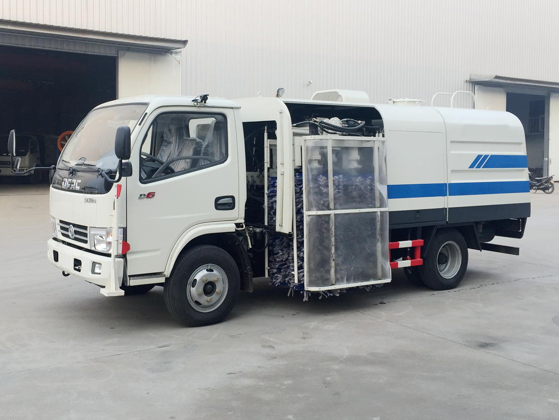 護(hù)欄清洗車