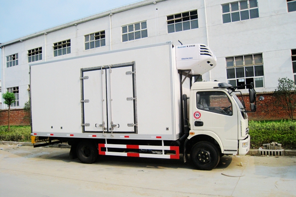 冷藏車