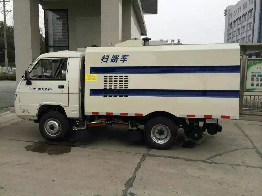 福田小型掃路車