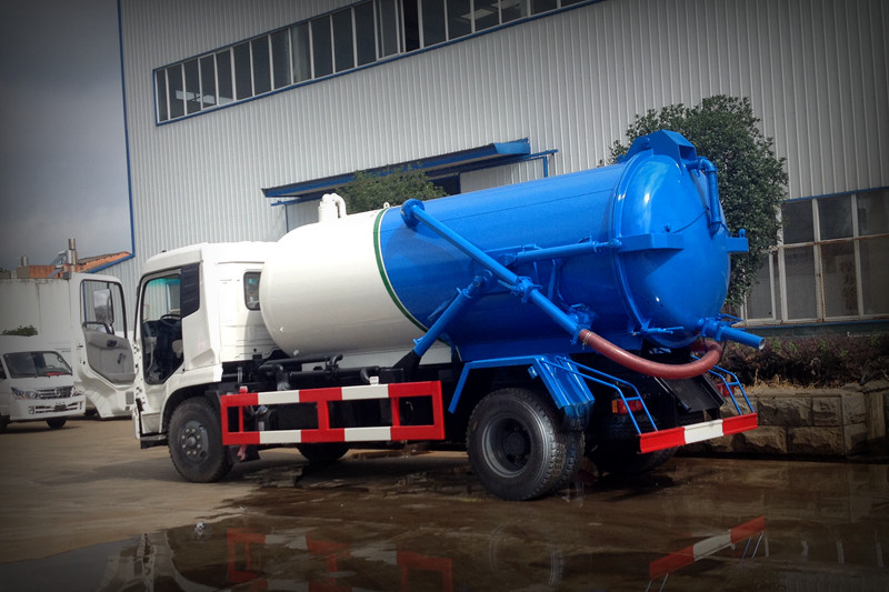 東風天錦吸污車