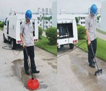 小型人行道專用道路清洗車多種清洗裝置