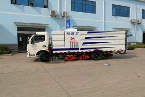 不同周期的清掃車保養(yǎng)的項(xiàng)目應(yīng)不一樣（二）