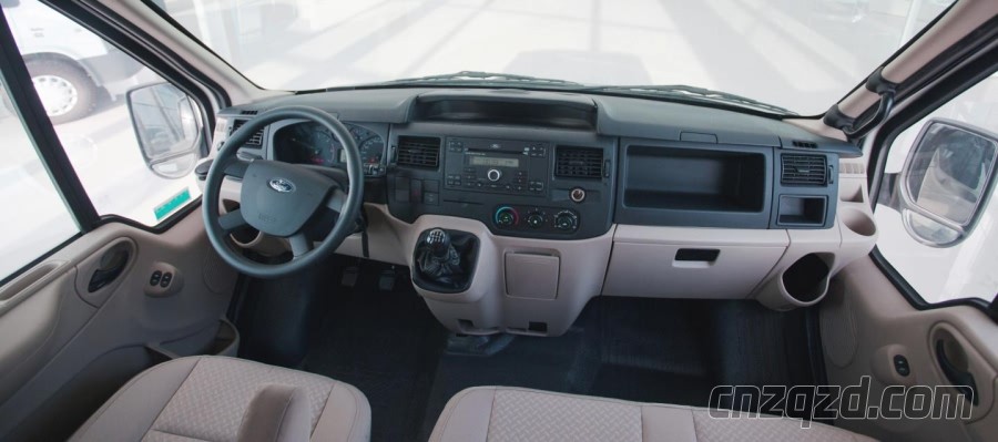 CLW5041XJHJ5型救護(hù)車