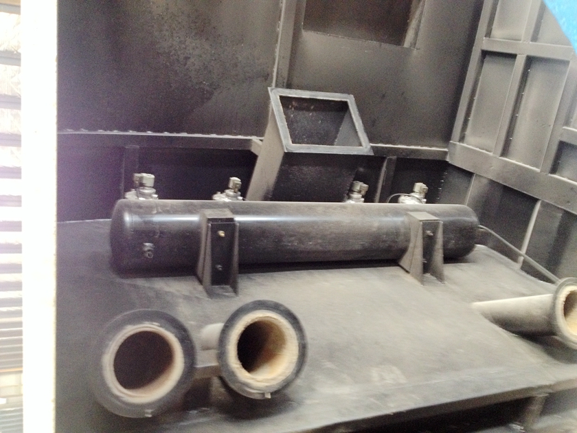 東風(fēng)小多利卡吸塵車內(nèi)部結(jié)構(gòu)圖片