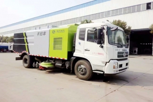 東風(fēng)天錦CLW5180TXCD5型吸塵車圖片