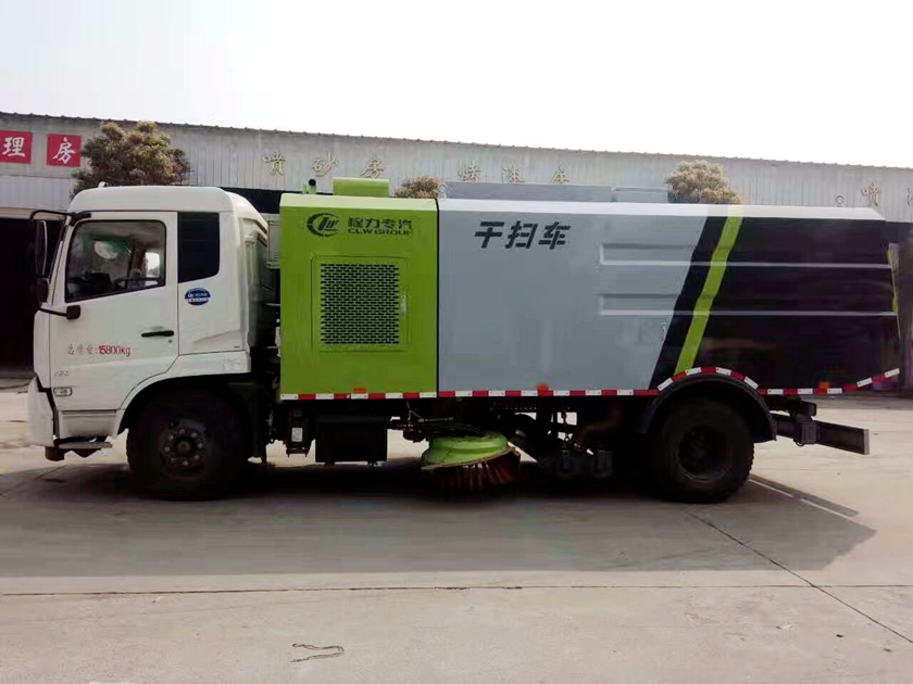 東風天錦吸塵車圖片,CLW5180TXCD5型吸塵車圖片