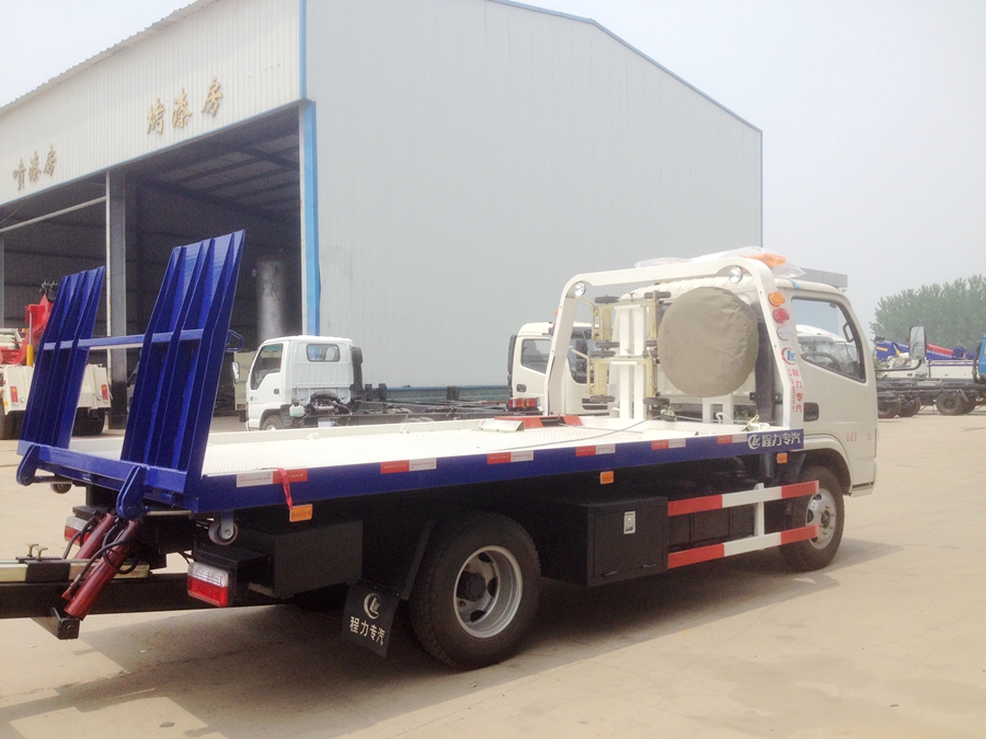五十鈴一拖二平板清障車圖片,慶鈴平板式清障運輸車