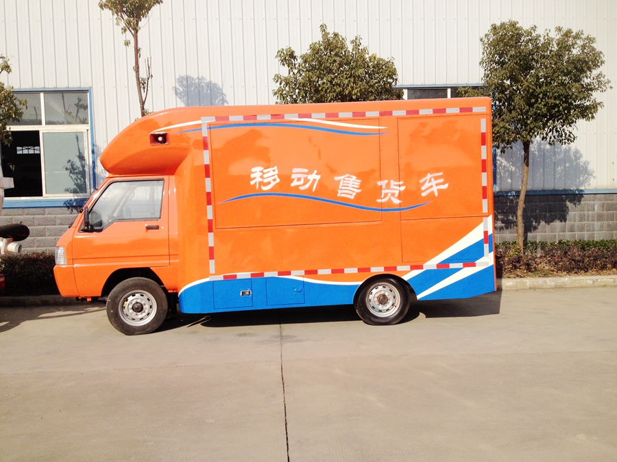 小型廂式移動售貨車圖片