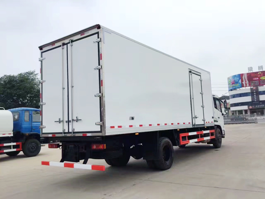 東風(fēng)天錦冷藏運(yùn)輸車圖片,東風(fēng)天錦冷藏車照片