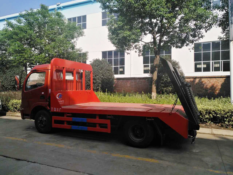 東風(fēng)福瑞卡平板運(yùn)輸車圖片,小型平板運(yùn)輸車圖片