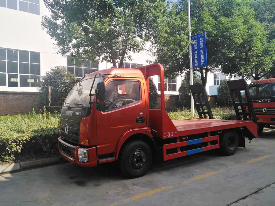 東風(fēng)福瑞卡平板運(yùn)輸車圖片,小型平板運(yùn)輸車圖片