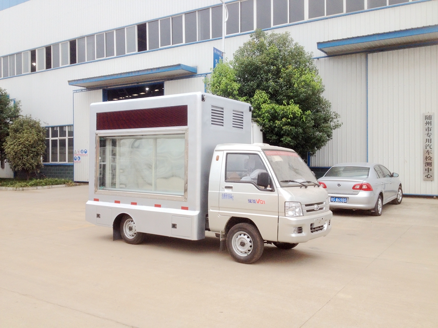 福田馭菱小型LED廣告車圖片,小型廣告宣傳車圖片
