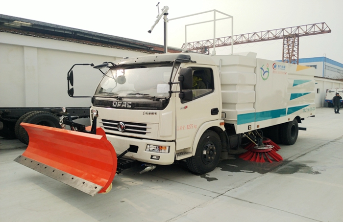 多功能除雪車圖片,除雪掃路車圖片