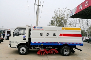 如何正確操作道路清掃車的流程