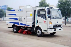 春天到了 環(huán)衛(wèi)清掃車7個應(yīng)該護理的地方