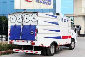 程力道路吸塵車的發(fā)動機保養(yǎng)的幾大誤區(qū)！