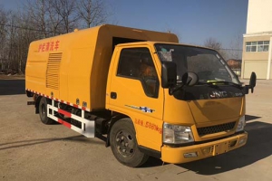 清潔一步到位,程力環(huán)衛(wèi)車來(lái)臨