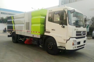 環(huán)衛(wèi)洗掃車避免人為事故應(yīng)注意那些