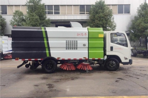 湖北程力掃路車，做清掃車的領頭羊