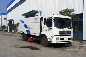 道路清掃車備胎使用和保養(yǎng)的五大注意的事項(xiàng)