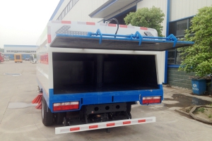 廠家講解：掃路車焊接工藝要求