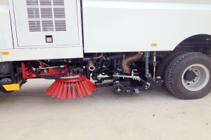 湖北程力打造高品質(zhì)高質(zhì)量東風(fēng)天錦洗掃車