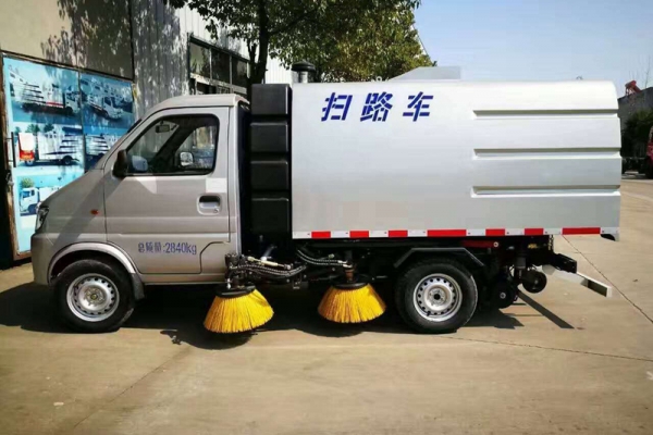 程力掃路車，因你而不同