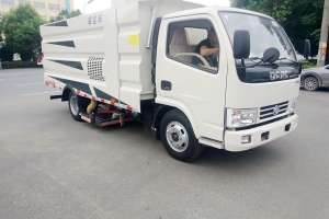 中小型吸塵車為您節(jié)省投入成本