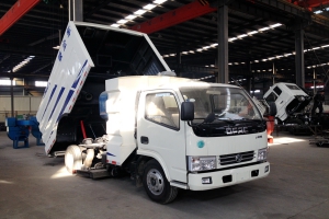 程力為您解析掃地車從開(kāi)始工作到卸出垃圾的流程