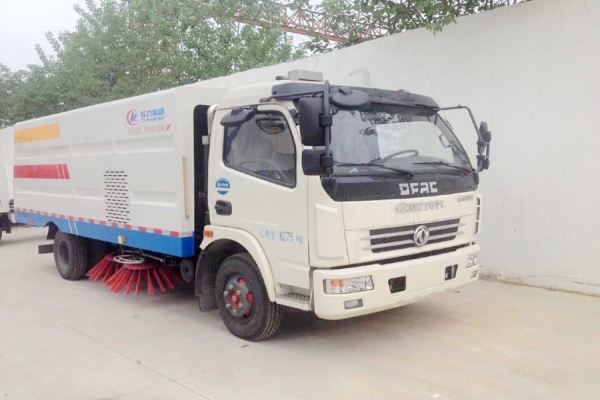 湖北程力掃路車上的熔斷器