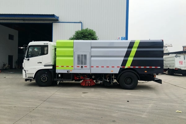 環(huán)衛(wèi)掃路車出現(xiàn)漏油情況該怎么辦