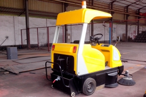 電動(dòng)清掃車(chē)的經(jīng)濟(jì)使用成本與投資收益分析