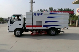 湖北程力掃路車的優(yōu)勢—雙層結(jié)構(gòu)垃圾箱技術(shù)