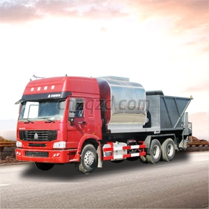 瀝青灑布車圖片