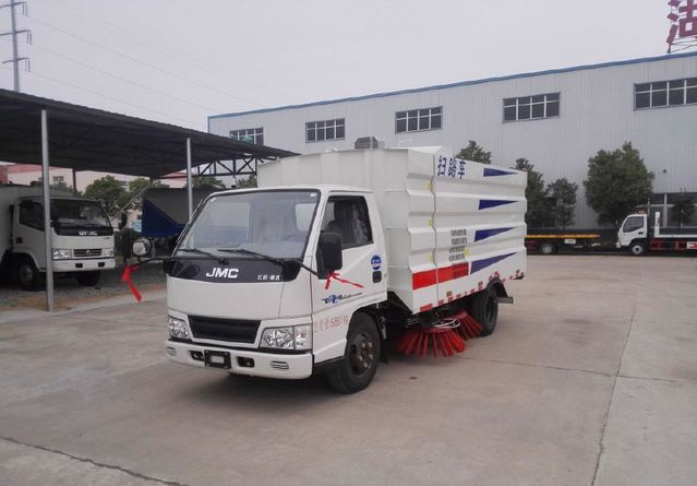 江鈴順達(dá)掃路車