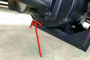 溫馨提示：冬季請及時給灑水車水泵排水