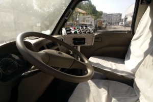 福田道路吸掃車上牌