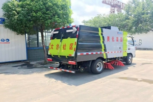 小多利卡馬路清掃車