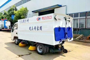 福田路沿掃地車掃刷