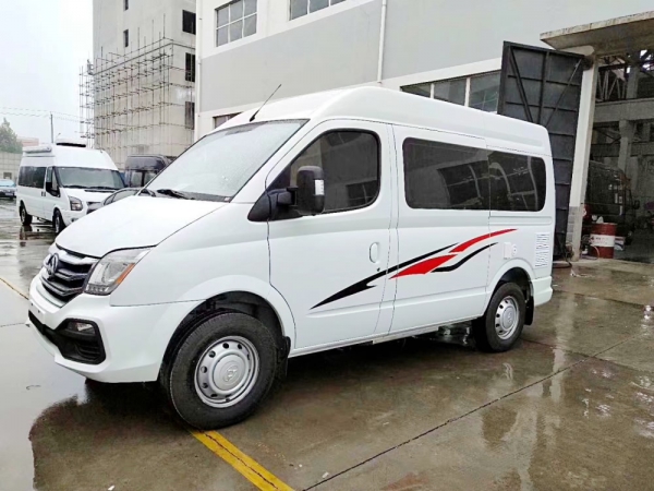 上汽大通V80短軸中頂B型房車(chē)