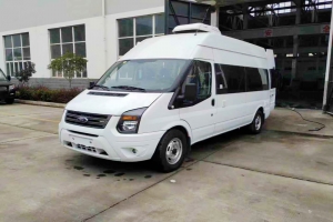 福特新世代移動(dòng)牙醫(yī)房車(chē)圖片