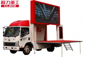 程力重工宣傳車廠、客廂車專業(yè)廠打造高端精品網(wǎng)紅專用汽車受到用戶青睞