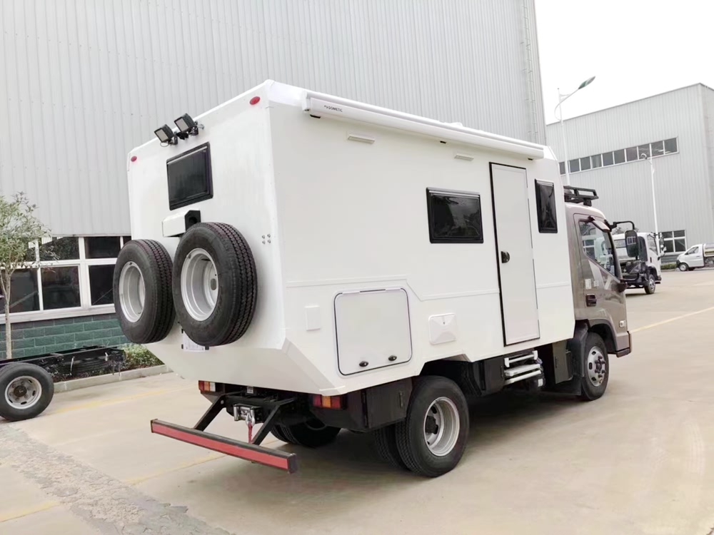 現(xiàn)代圖盛越野式房車圖片