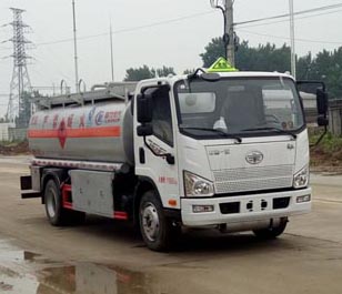 運油車CLW5120GYYC5