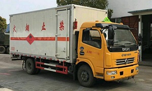 易燃?xì)怏w廂式運(yùn)輸車(chē)CLW5114XRQE5