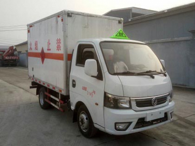 易燃?xì)怏w廂式運(yùn)輸車CLW5035XRQE5