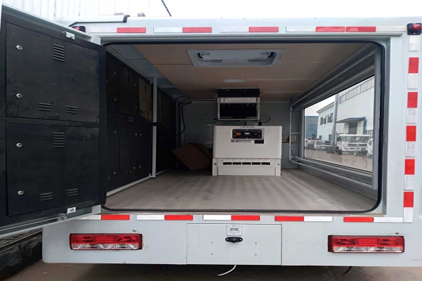 宣傳車CLW5040XXCB5