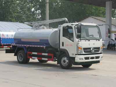 吸糞車CLW5080GXEE5
