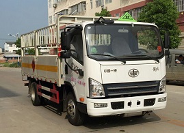 氣瓶運(yùn)輸車CLW5045TQPC5