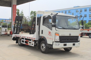 平板運(yùn)輸車CLW5040TPBZ5